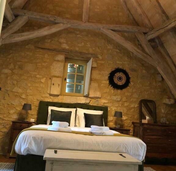 חדר דלוקס, La Tour De Cause