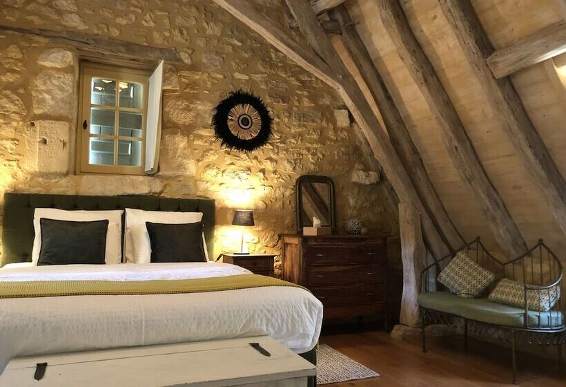 חדר דלוקס, La Tour De Cause