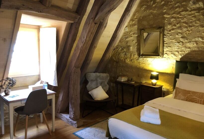 חדר דלוקס, La Tour De Cause