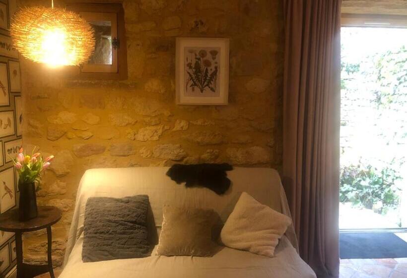 חדר דלוקס, La Tour De Cause