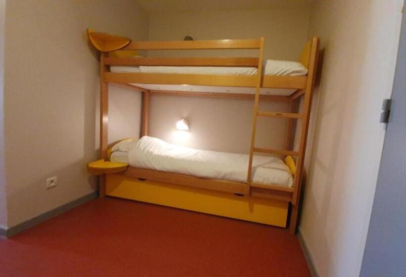 اتاق خانوادگی, Village Vacances De Val D Isère