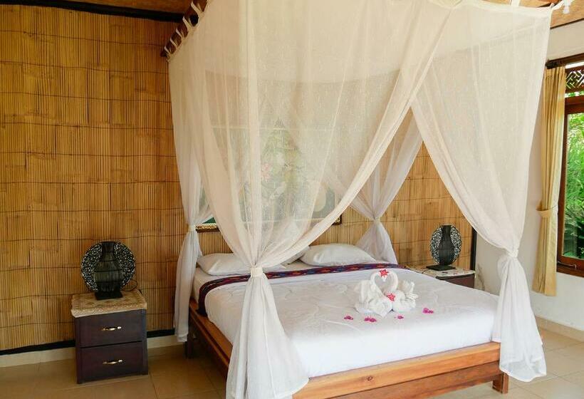 スタンダードバンガロー, Embang Homestay