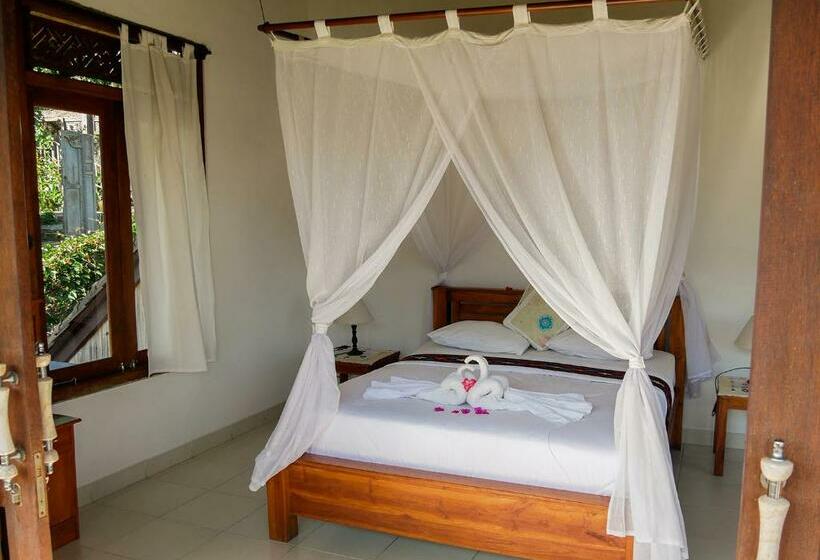 スタンダードバンガロー, Embang Homestay