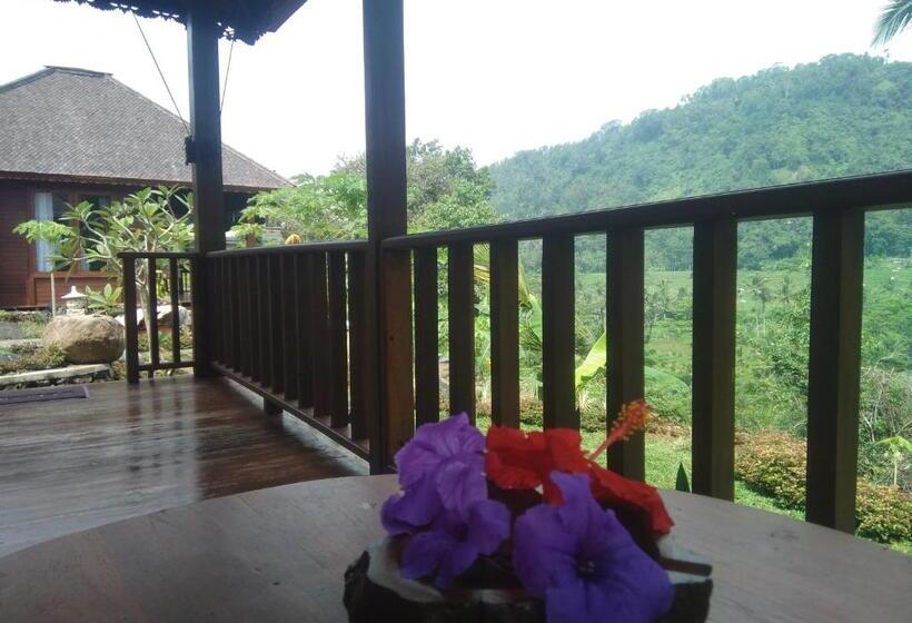 デラックスルーム, Embang Homestay