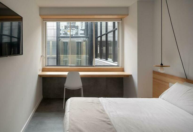 内部经济间, Cristina Enea Rooms