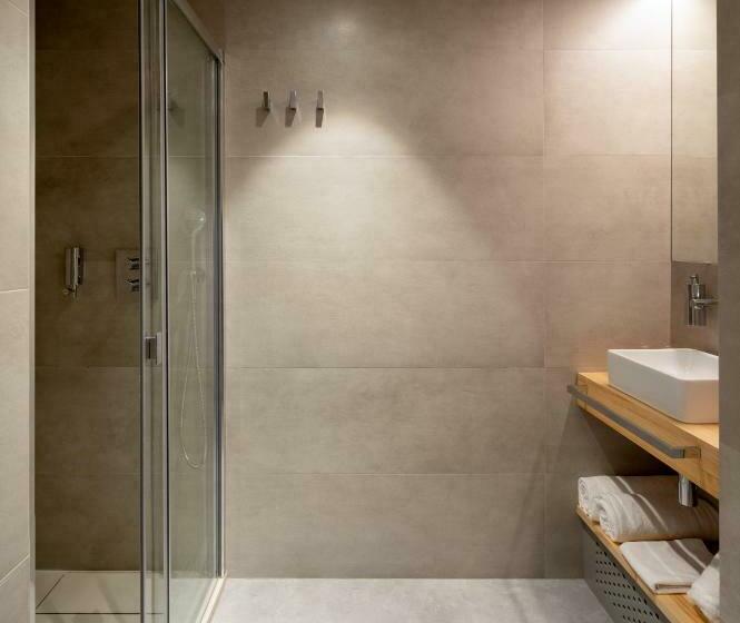 اتاق اقتصادی داخلی, Cristina Enea Rooms