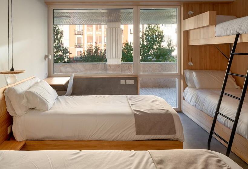 패밀리 룸, Cristina Enea Rooms