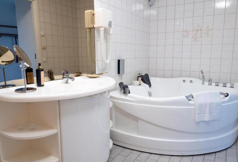 Люкс, Spångens Gästgivaregård & Hotell