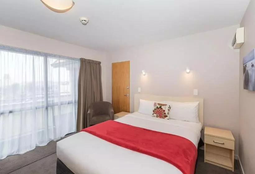 スタンダードスタジオ, Bella Vista Motel Oamaru