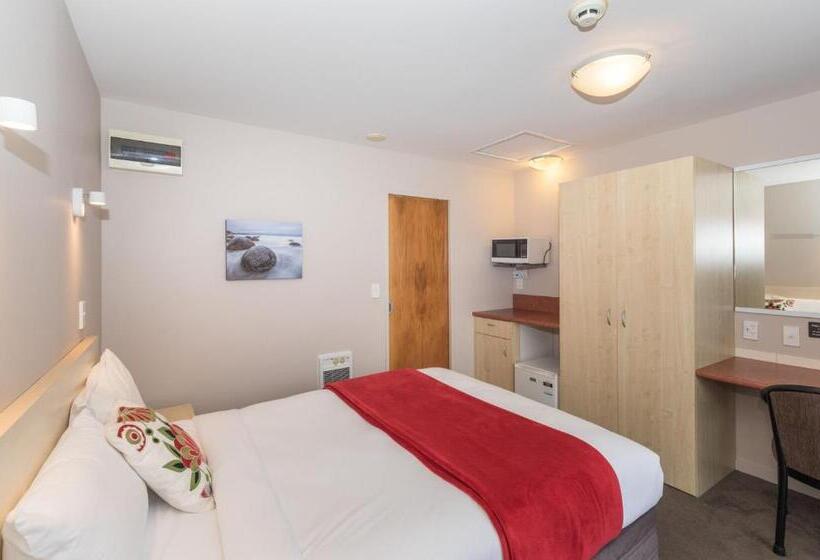 스탠다드 스튜디오, Bella Vista Motel Oamaru