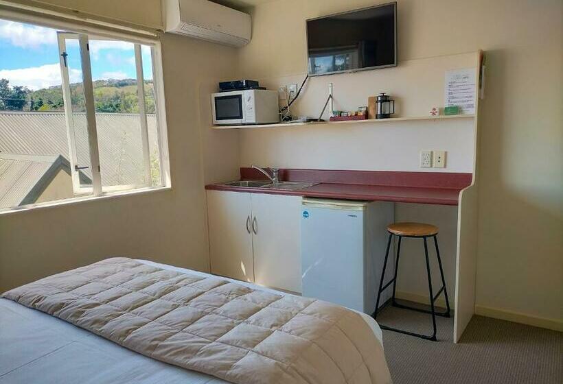 Студия Классика, Boutique Motel