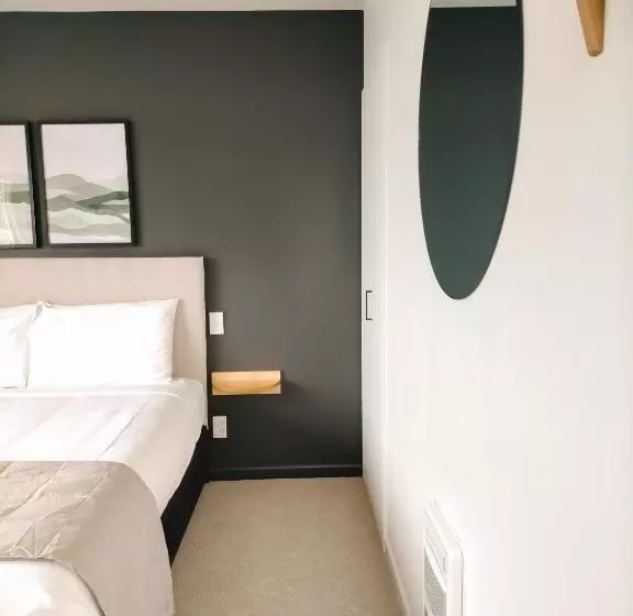 クラシックスタジオ, Boutique Motel