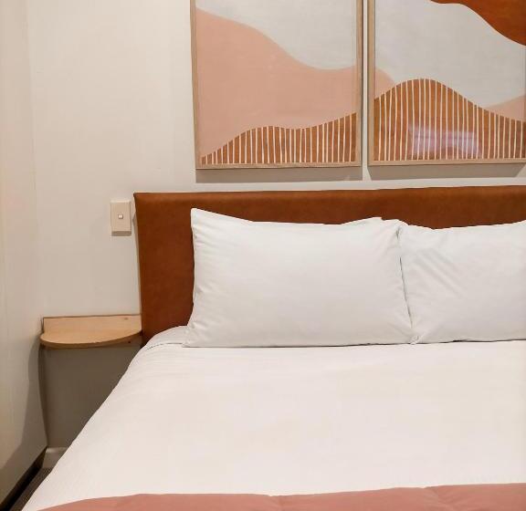 إستوديو قياسى سرير كينج, Boutique Motel