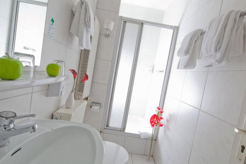 标准单人间, Commerz Hamburg