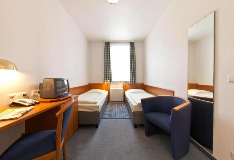 标准间, Commerz Hamburg