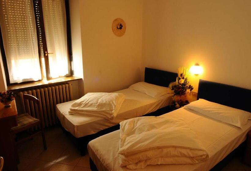 اتاق استاندارد, Albergo Meuble Stelvio