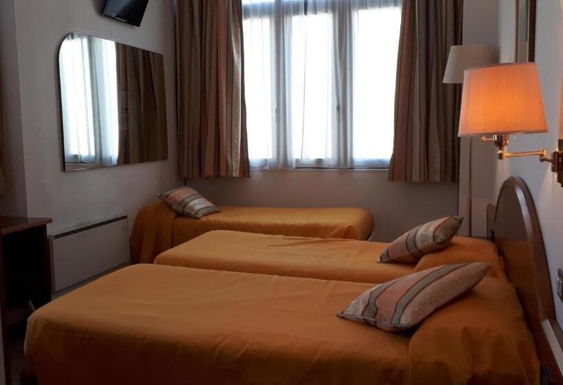 اتاق استاندارد سه نفره, Albergo Meuble Stelvio
