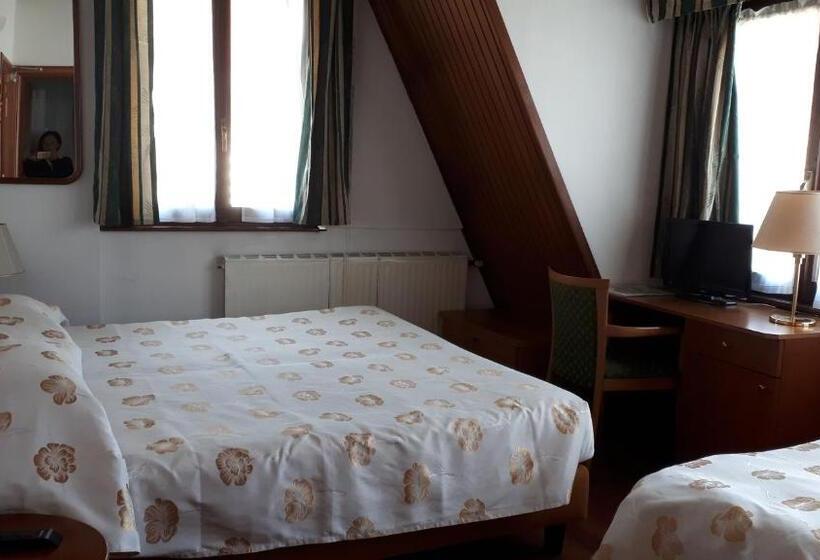 اتاق استاندارد سه نفره, Albergo Meuble Stelvio