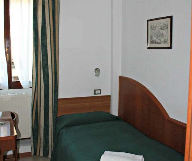 اتاق استاندارد یک نفره, Albergo Meuble Stelvio