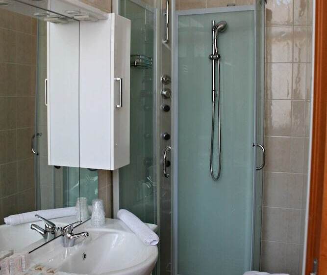 اتاق استاندارد سه نفره, Albergo Meuble Stelvio