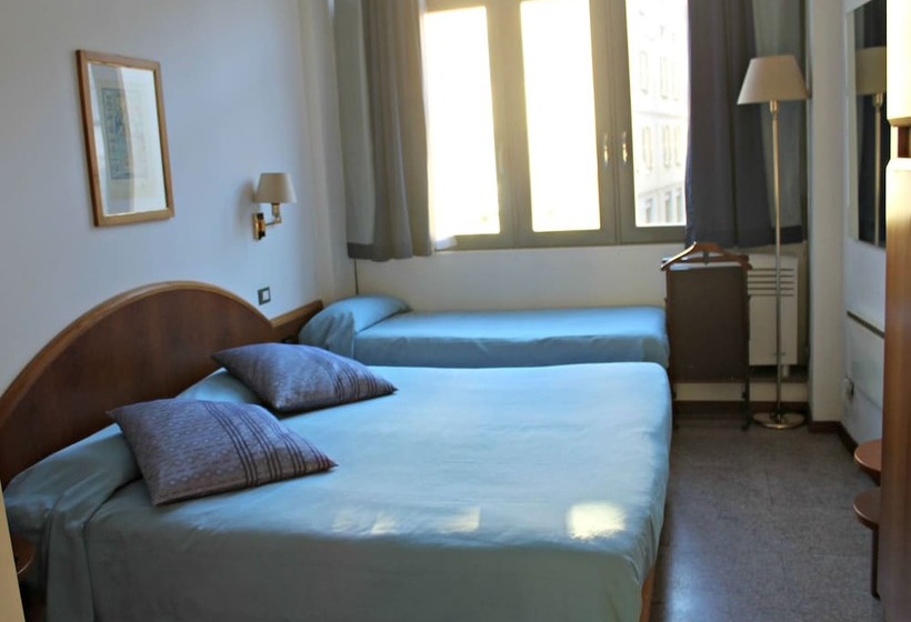 اتاق استاندارد سه نفره, Albergo Meuble Stelvio