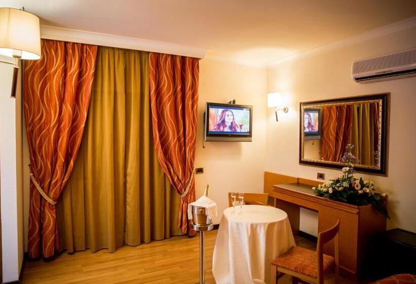 חדר סטנדרט, Ares