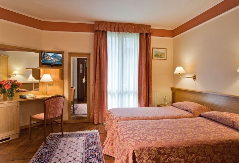 スタンダードルーム, Astra