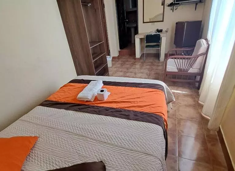Standard Yhden Hengen Huone, Atlantic Suites