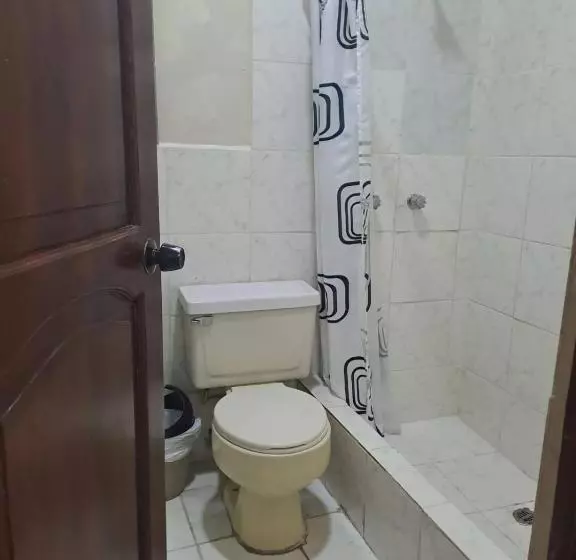 Standard Yhden Hengen Huone, Atlantic Suites