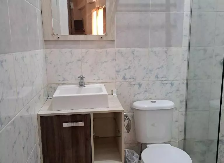 Standard-huone, Atlantic Suites