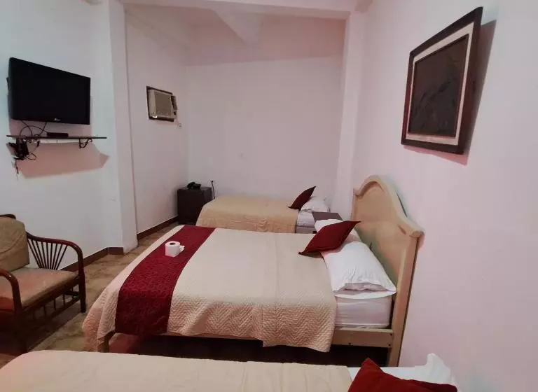 Standard Kolmen Hengen Huone, Atlantic Suites