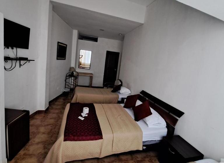 标准三人间, Atlantic Suites