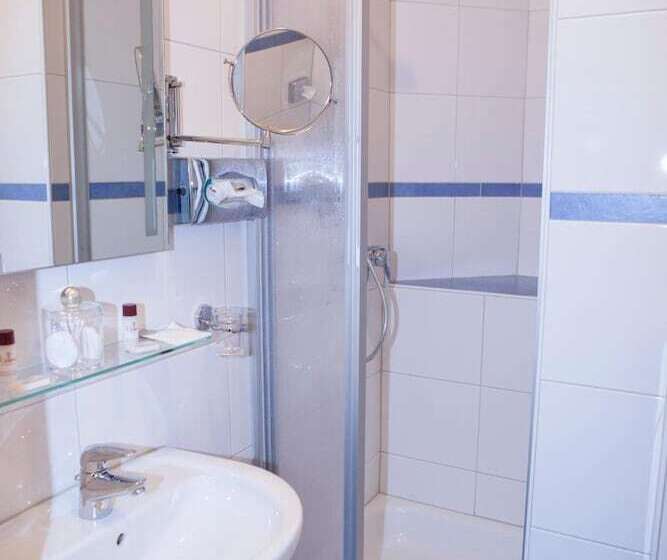 اتاق استاندارد یک نفره, Baden