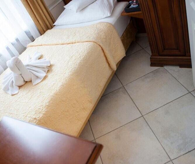 اتاق استاندارد یک نفره, Baden