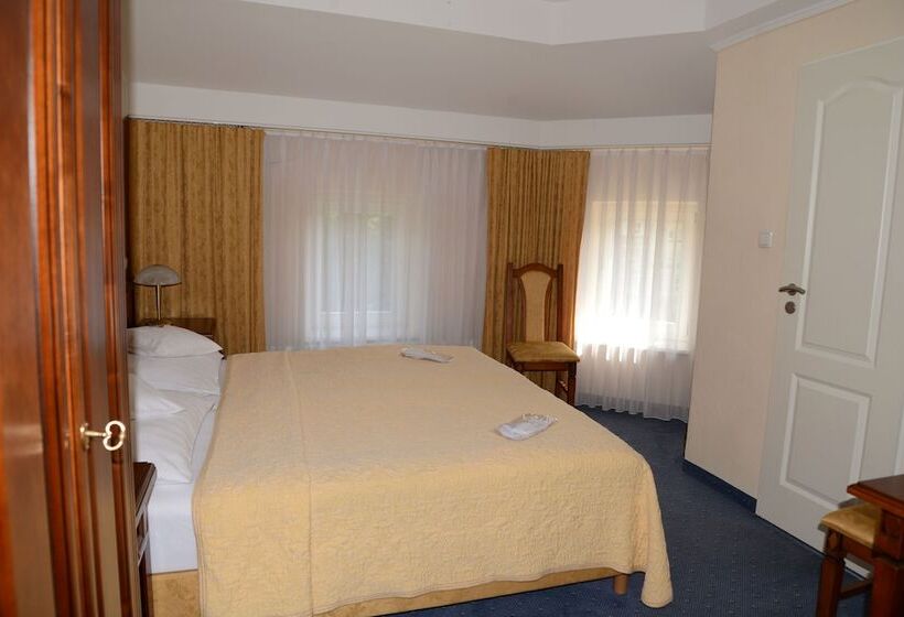 اتاق استاندارد, Baden