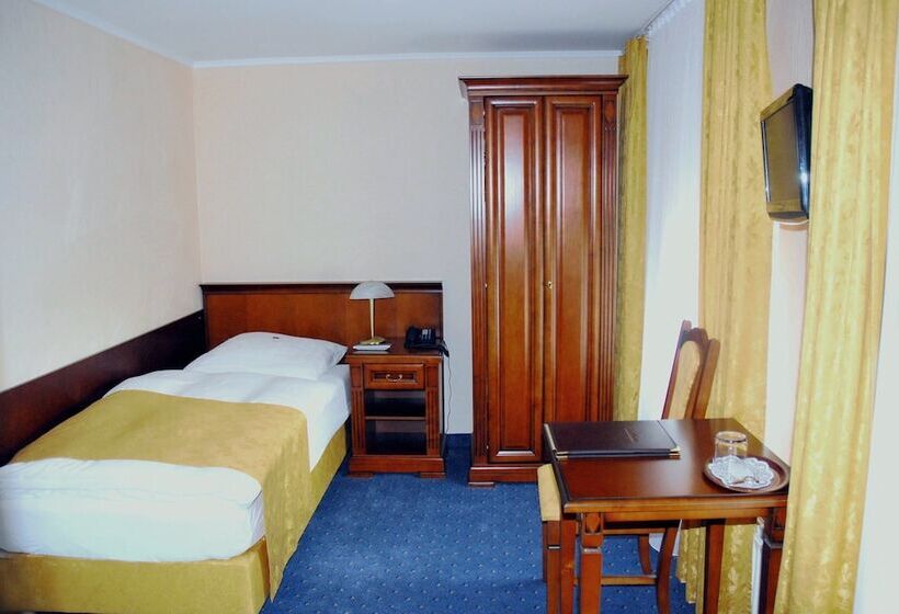 اتاق استاندارد یک نفره, Baden