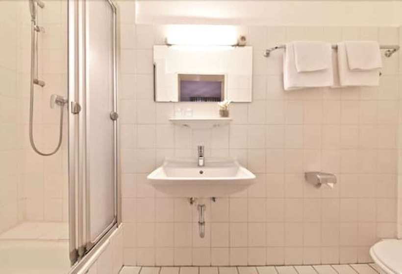 标准间, Commerz Hamburg