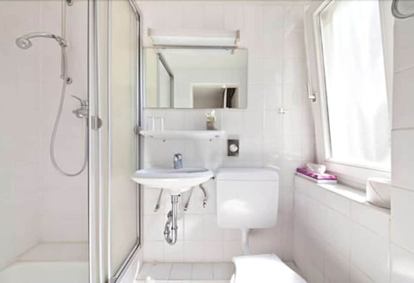 标准间, Commerz Hamburg