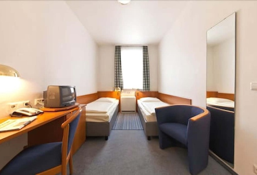 标准间, Commerz Hamburg