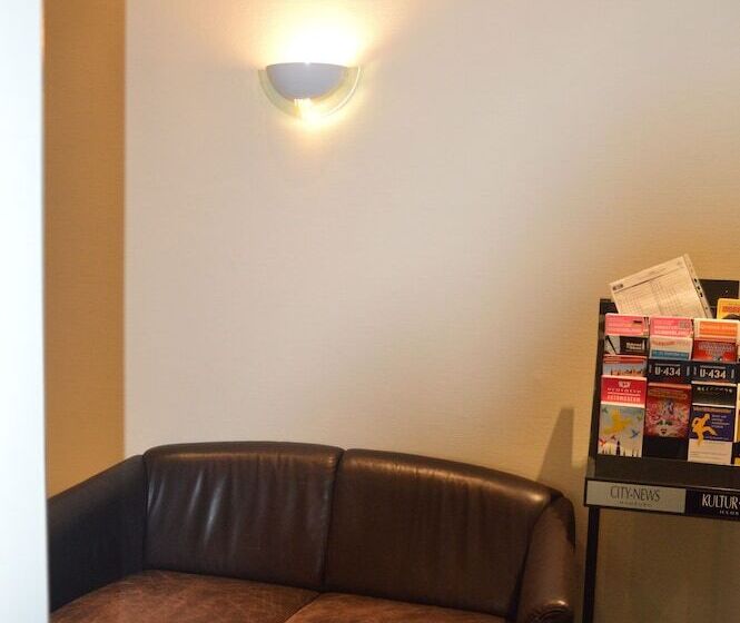 标准三人间, Commerz Hamburg