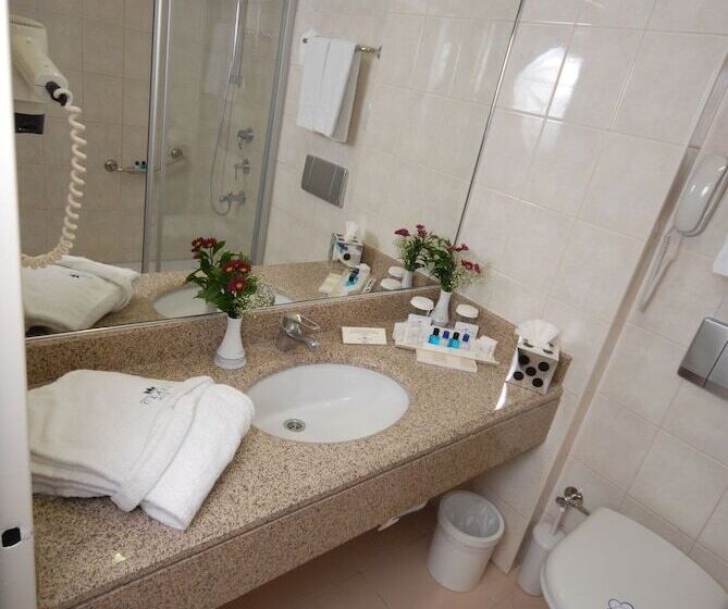 اتاق استاندارد, Class