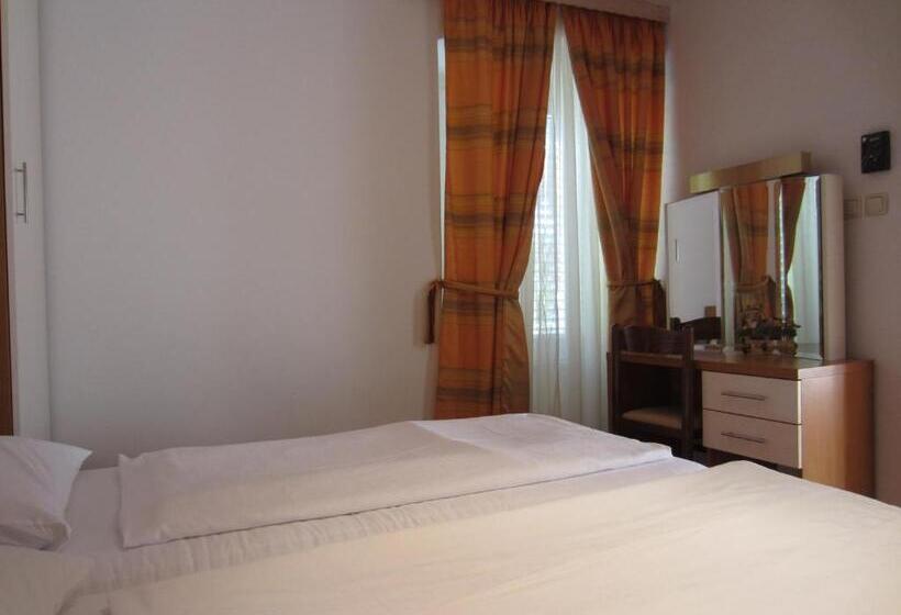 اتاق استاندارد با چشمانداز دریا, Concordia