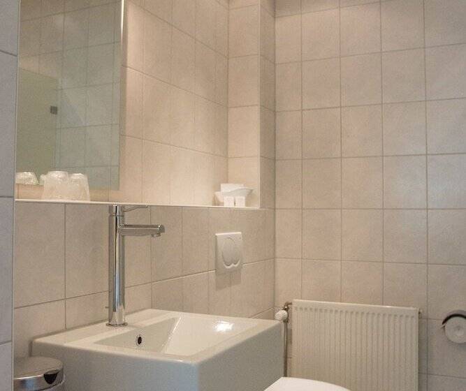 اتاق راحتی, De Stoppelberg