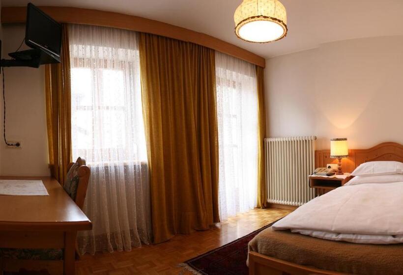 غرفة قياسية فردية, Dolomiti Madonna