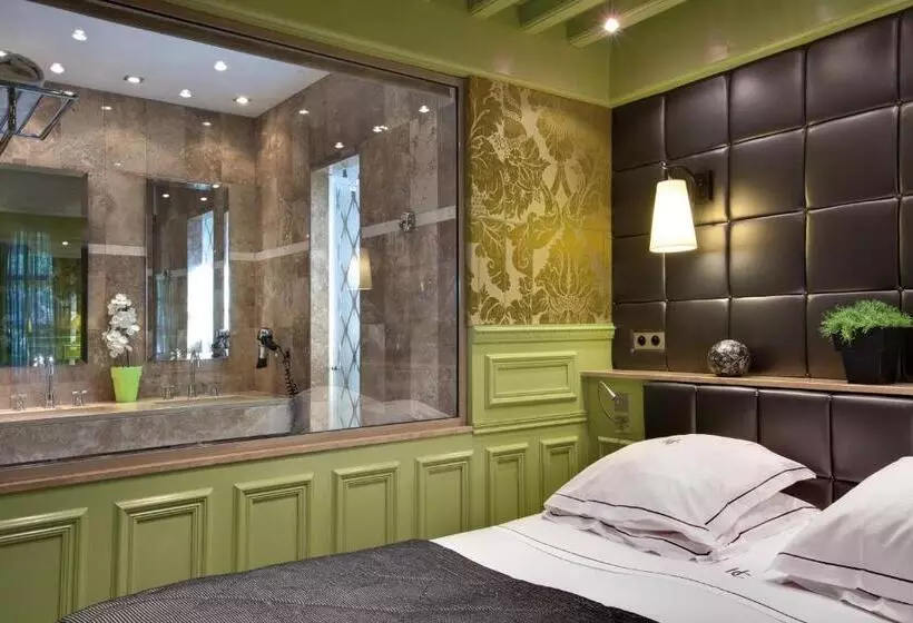 スーペリアトリプルルーム, Hôtel Du Château & Spa   Teritoria