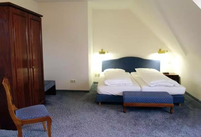Standard Room, & Gasthaus Backmulde