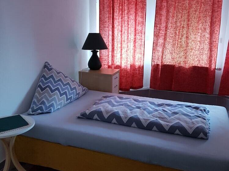 Номер Стандарт Индивидуальный, Goethe