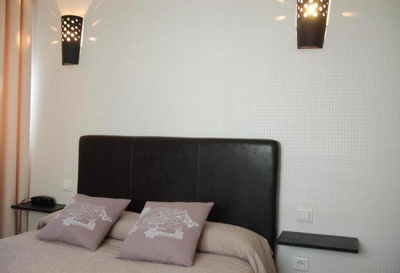 חדר סטנדרט לשלושה, Hôtel De L Avenue