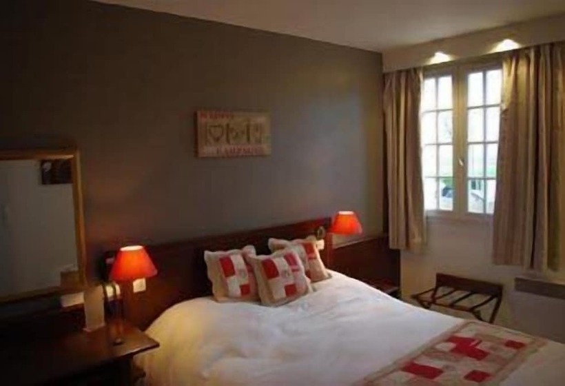 Номер Стандарт, Logis Hôtel Les Nymphéas