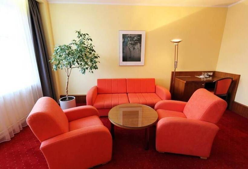 プレミアムスイート, Jana